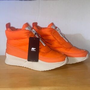 Sorel Out N About III Puffy Zip waterproof boot Womens 6.5